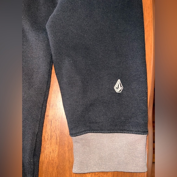 Rare Vintage 90s Volcom Center Logo Sweatshirt Hoodie. Size XL - Picture 4 of 9